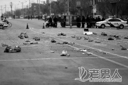 陕西蒲城大巴爆炸案续：女儿帮父害母被判15年