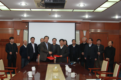 农业科学院万建民 我校与中国农业科学院作物科学研究所签订协同合作协议