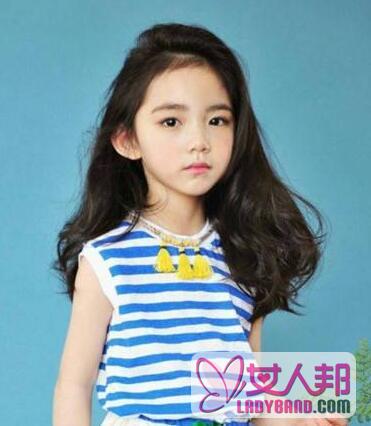 韩国6岁萝莉出道 清澈无邪的大眼加上长发太可爱了