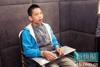 广西19岁男子疑涉多起杀童案 掐死男童捅伤女童 村民:别放他出来了
