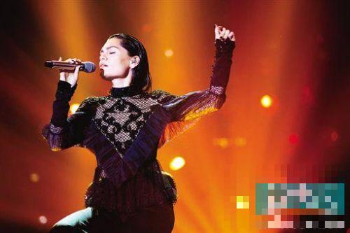 《歌手》第三期完整排名：Jessie J“三连冠”苏诗丁踢馆成功