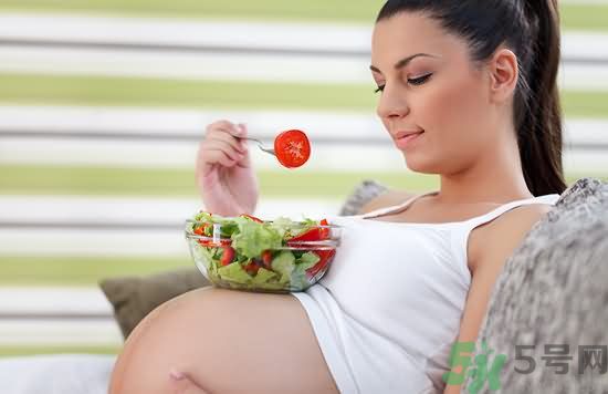 孕妇可以吃苦瓜吗？孕妇吃苦瓜好吗？