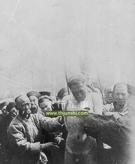 潘雪红被处死时的照片 太平军四大虎将之一林凤祥被凌迟处死的照片