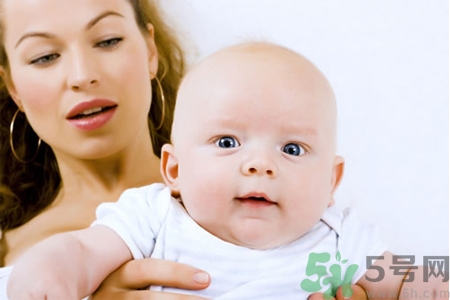 新生儿正常体温范围是多少？新生儿正常体温是多少？