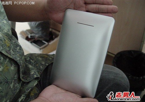 900元的山寨iPad E-7001【多图】