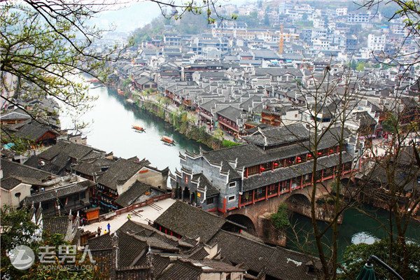 中国最美的名城 凤凰古城旅游景点介绍大全