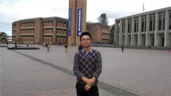 >2012研究生学术论坛系列活动―2012南京大学范从来教授来我校做学术报告
