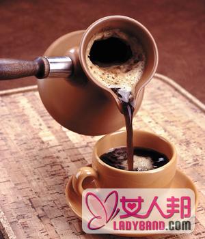>【减肥咖啡】喝咖啡能减肥吗，黑咖啡能减肥吗，黑咖啡减肥法