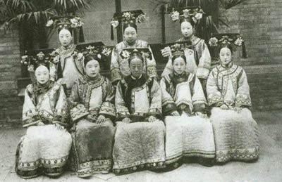 光绪皇帝的皇后及妃子 光绪皇帝后妃真实照片