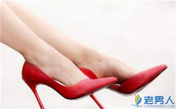>杭州女子为穿高跟鞋切脚趾 只因双脚天生有六趾