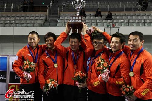 王冰洋冰壶 亚太赛王冰玉率队遭逆转 中国男壶复仇日本夺冠