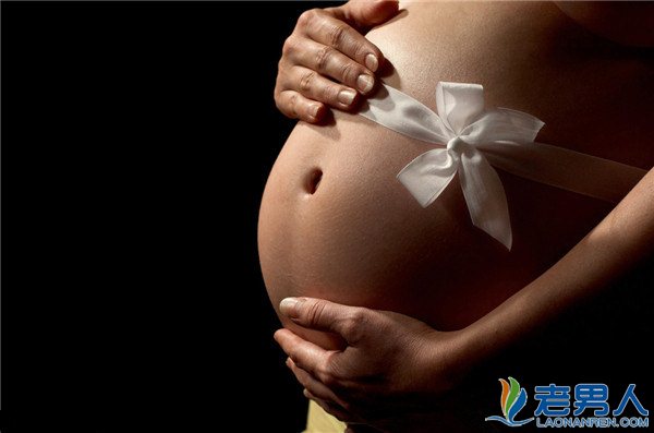 >脐带脱垂是怎么引起的 对孕妇和胎儿有哪些危害