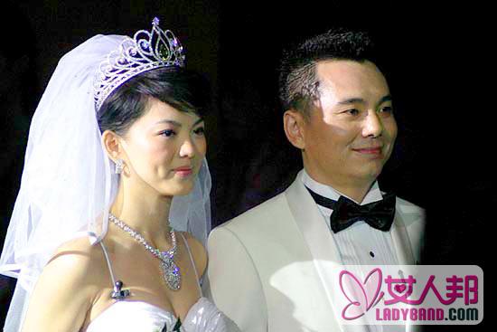 李湘和前夫李厚霖为什么离婚？分了多少钱，李湘老公王岳伦照片
