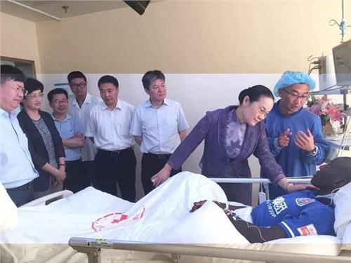 登巴巴国家队 登巴巴确定在上海进行手术 将由法国医疗团队主刀