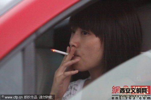 张茜太原 张卫健老婆张茜流产几次 张茜流产原因疑为过度吸烟