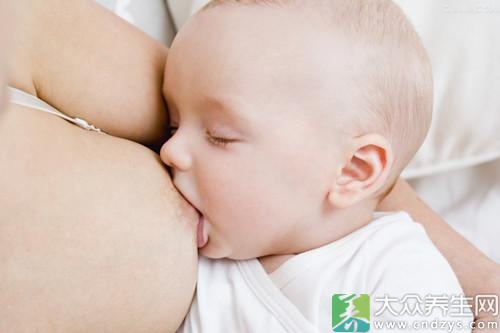 2个月宝宝吐奶严重怎么办?