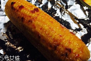 >微波炉烤玉米要几分钟 烧烤模式8分钟