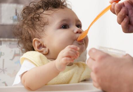 宝宝能吃燕麦吗？宝宝多大可以吃燕麦？