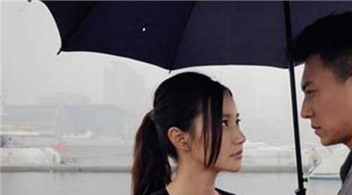 韩雨芹与牛萌萌 达芙妮老板昨在上海迎娶内地女星韩雨芹