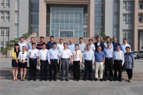 周绪红科技部 教育部科技委国际合作学部2016年度工作会议在重庆召开