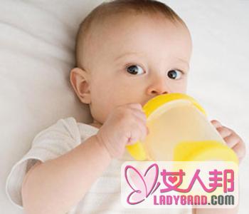 【奶粉喂养是什么】婴儿奶粉喂养量_奶粉喂养宝宝的方法