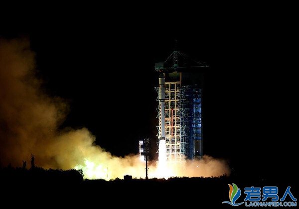 >世界首颗量子通讯卫星在中国酒泉成功发射