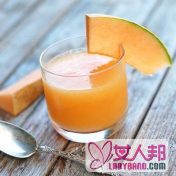 【哈密瓜汁饮料】哈密瓜汁饮料的热量_哈密瓜汁饮料的营养价值