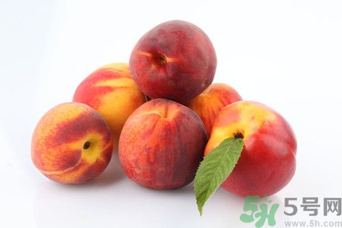 吃感冒药能吃桃子吗?感冒药和桃子一起吃会怎么样