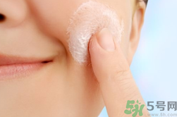 女人皮肤怎么保养水润有光泽?可以用糖来保养皮肤吗?