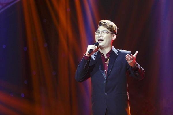 《歌从黄河来》45进28  眼疾歌手王凯成功晋级