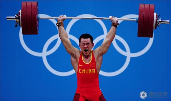 >陆浩杰举重 【陆浩杰】奥运会男子77公斤级举重亚军陆浩杰带伤比赛斩获银牌
