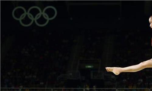 范忆琳高低杠卫冕 第二金!体操世锦赛范忆琳高低杠卫冕 罗欢第七