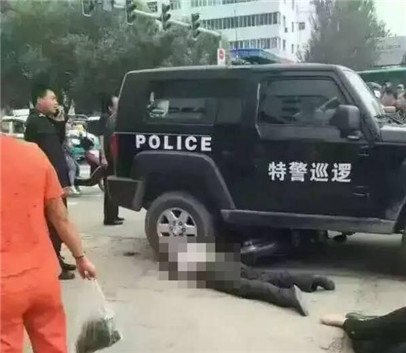 >黑龙江巡查车撞死人 男人疑患精力病涉案民警已被停职