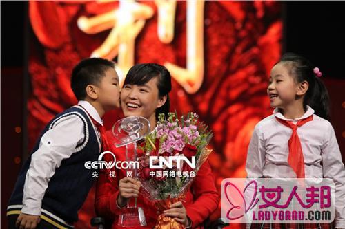 2012年感动中国十大人物之最美女教师张丽莉事迹材料