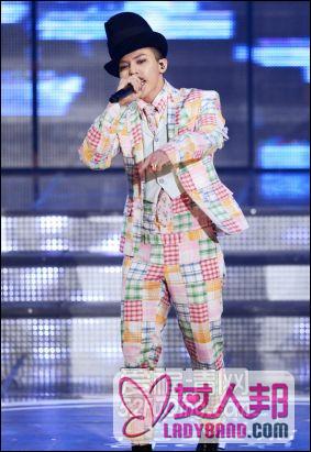 bigbang 成员g-dragon独唱歌手创新纪录 服装造型酷派十足