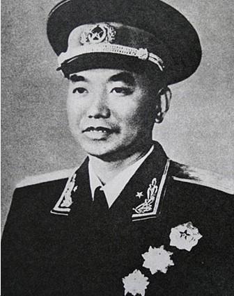 >吴奇伟将军的子女 12个红军师长3死9伤 开国上将:怕死的人不配当将军!