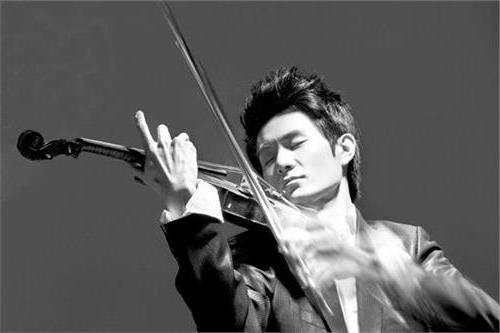 >丁喜春刘小春 “刘小春”唐韵变身小提琴家 不做影星专心音乐