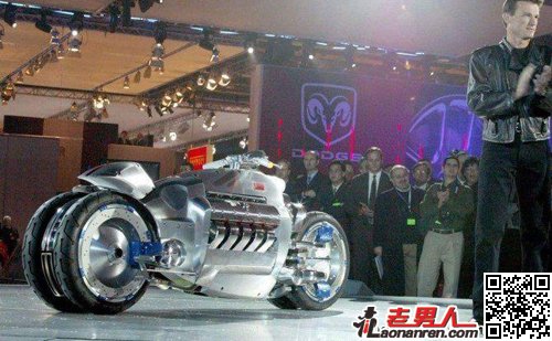 道奇战斧——价值350万的最快摩托车【组图】