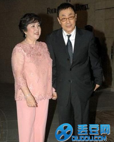 甄珍与刘家昌已离婚28年 二人曾多次秀恩爱(图)