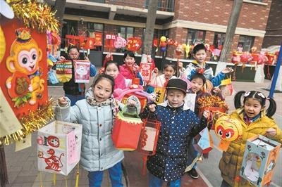 >【小学车自制花灯】小学生动手 做环保花灯