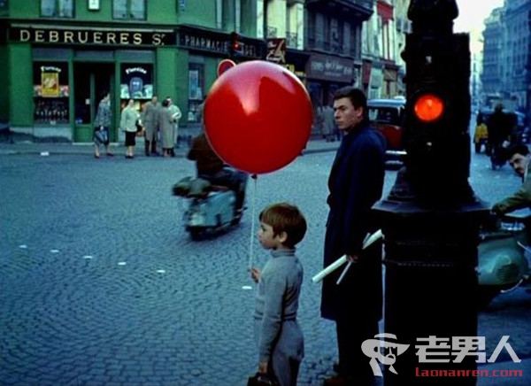 网红气球窝点被端 300余个制作好的气球被查扣