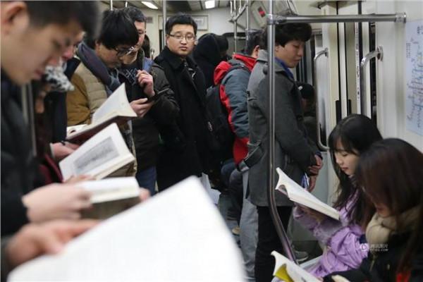 李劼作品在线阅读 聚焦阅读获奖作品进北京地铁 吹响全民阅读集结号