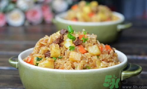 电饭煲可以炒菜吗?电饭煲能炒菜吗?