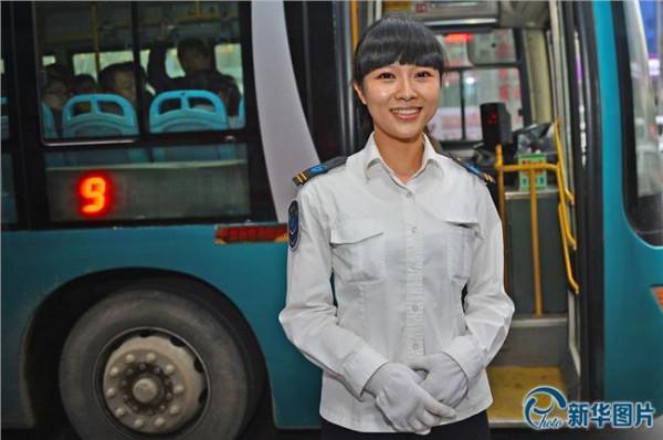 张婷成美 “西安最美女公交司机”叫婷婷