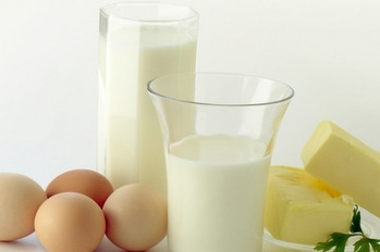 早餐吃鸡蛋和牛奶好吗