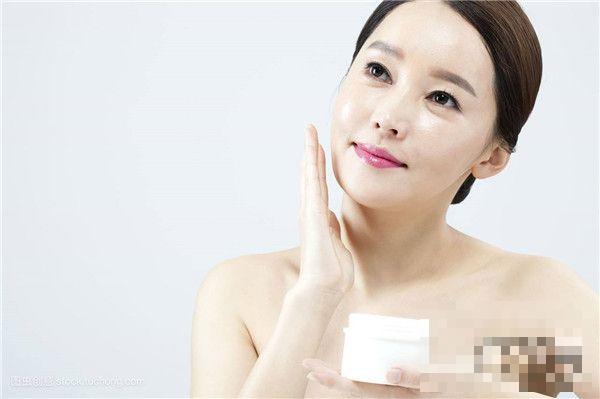>防晒霜和妆前乳的使用顺序 防晒霜和妆前乳的区别