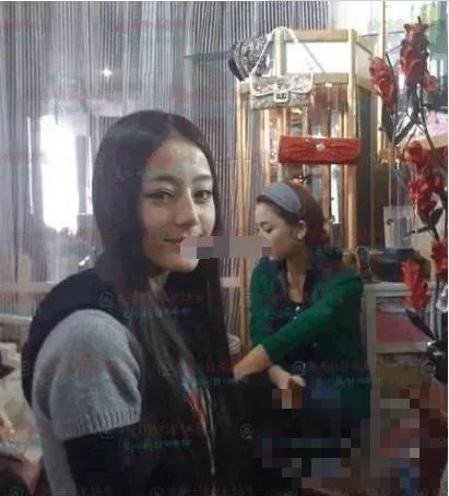 古力娜扎迪丽热巴启程米兰机场照大PK  同为新疆姑娘两人却相差甚远！！