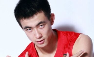 NBA官宣17年选秀名单邹雨宸在列 赵继伟属自动参选