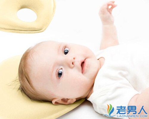 新生儿应该什么时候开始睡枕头用哪种枕芯最好
