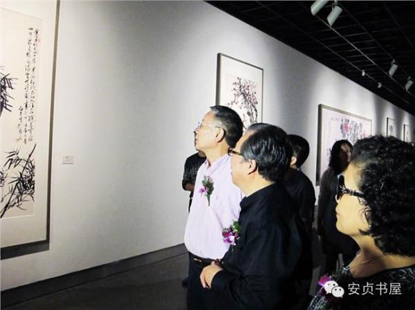 >郭石夫荷花 郭石夫花鸟画展在浙江美术馆展出